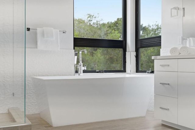 1669 Whitham Avenue, Los Altos, CA 94024