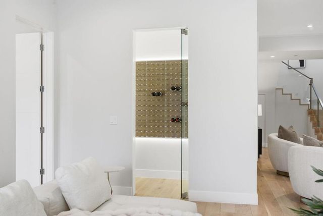 1669 Whitham Avenue, Los Altos, CA 94024