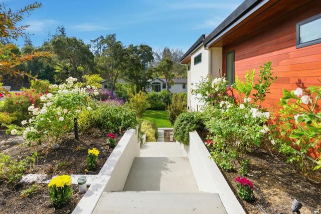 1669 Whitham Avenue, Los Altos, CA 94024