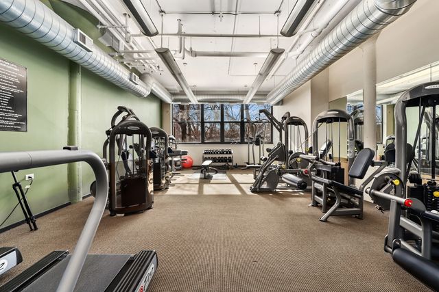 2323 W Pershing Road 228, Chicago, IL 60609