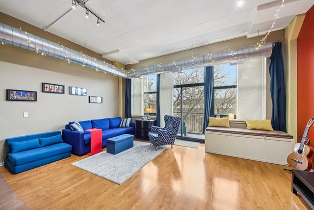 2323 W Pershing Road 228, Chicago, IL 60609