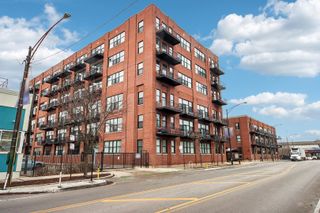 2323 W Pershing Road 228, Chicago, IL 60609