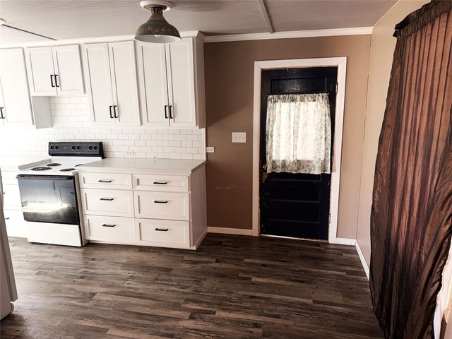 1211 W 12th Street, Cisco, TX 76437