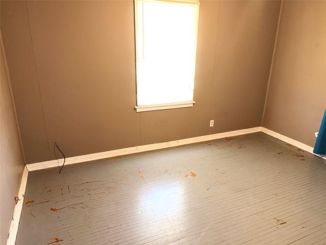 1211 W 12th Street, Cisco, TX 76437