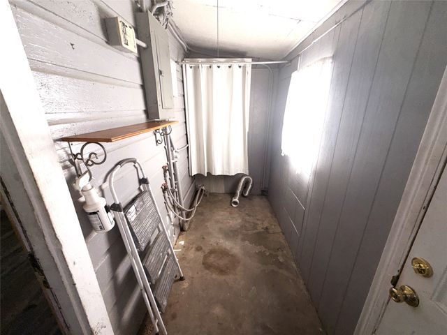 1211 W 12th Street, Cisco, TX 76437