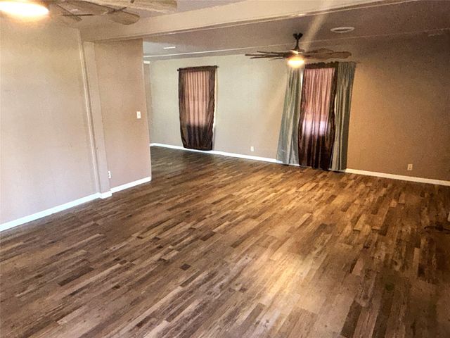 1211 W 12th Street, Cisco, TX 76437