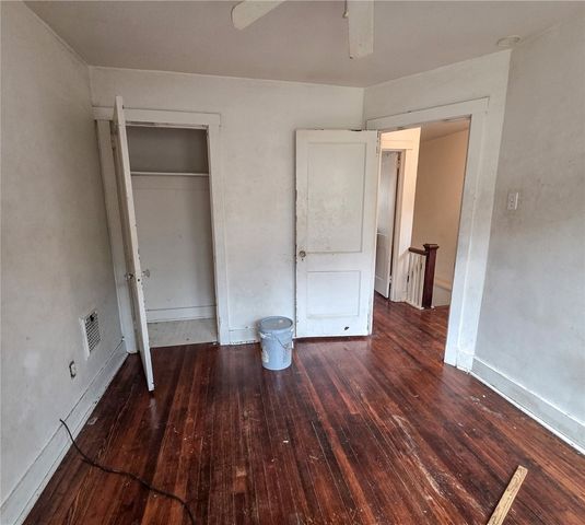 2050 Laketon Rd, Wilkinsburg, PA 15221