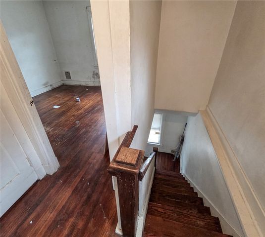 2050 Laketon Rd, Wilkinsburg, PA 15221