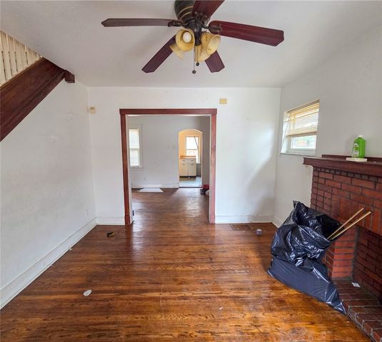 2050 Laketon Rd, Wilkinsburg, PA 15221