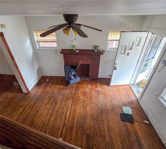 2050 Laketon Rd, Wilkinsburg, PA 15221