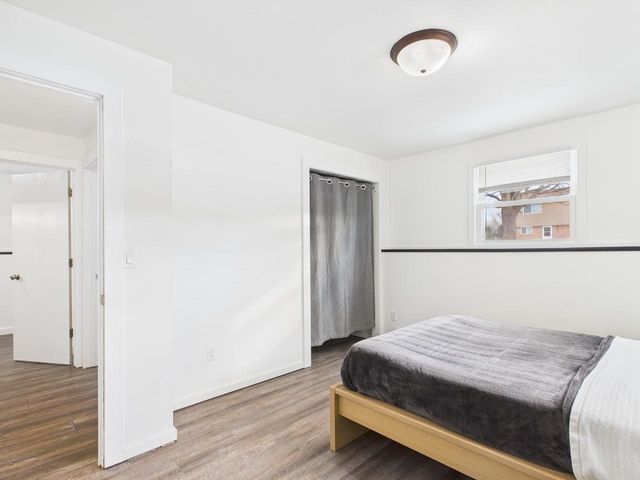 807 W GRUENWALD AVENUE, Oshkosh, WI 54901