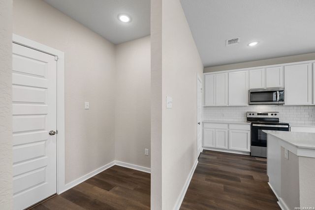 140 BELLA ROSA TRL, Cibolo, TX 78108