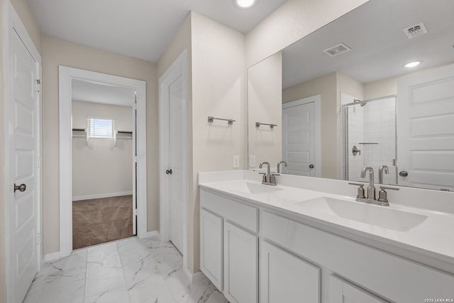 140 BELLA ROSA TRL, Cibolo, TX 78108