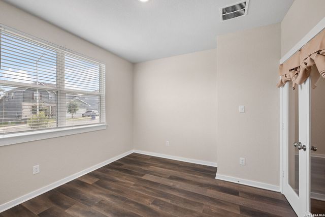 140 BELLA ROSA TRL, Cibolo, TX 78108