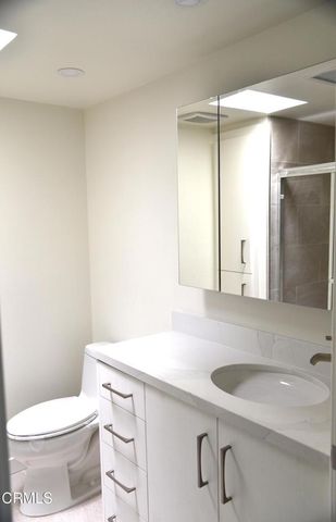 61 Redwood Avenue, Ventura, CA 93003