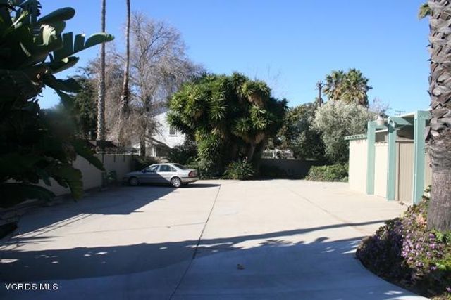 61 Redwood Avenue, Ventura, CA 93003