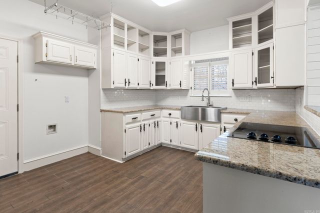 13115 Pleasant Forest Drive, Little Rock, AR 72212