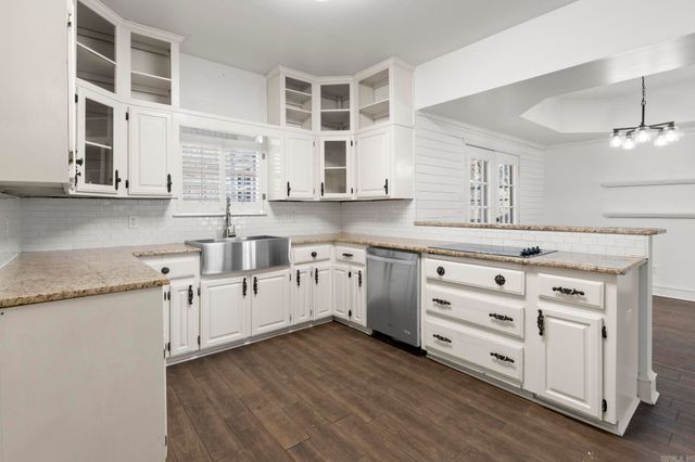 13115 Pleasant Forest Drive, Little Rock, AR 72212