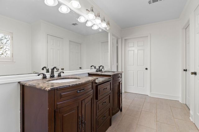 13115 Pleasant Forest Drive, Little Rock, AR 72212