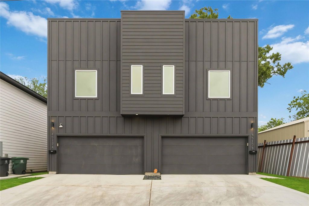 4513 Reed Road B, Houston, TX 77051