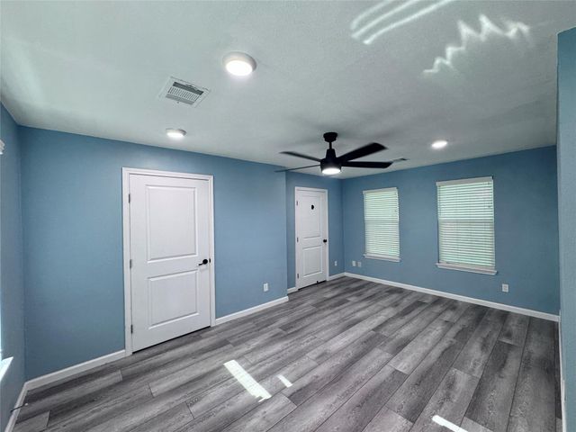 119 Neyland Street A, Houston, TX 77022
