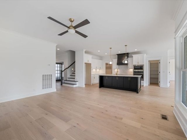 3857 Delzotto Dr, Murfreesboro, TN 37128