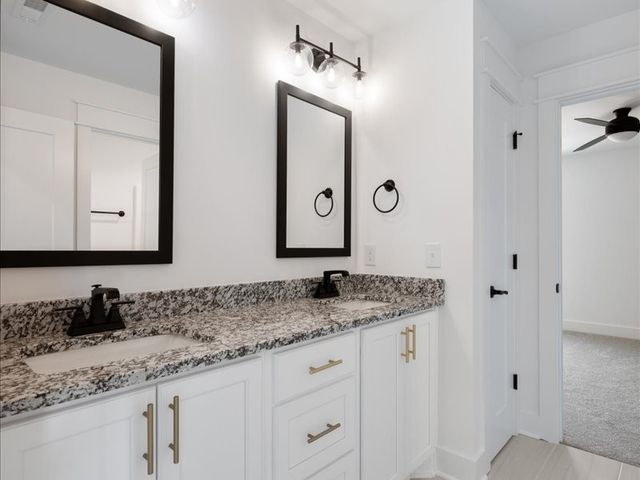 3857 Delzotto Dr, Murfreesboro, TN 37128