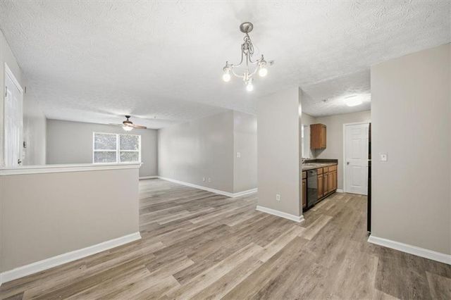 8201 Fairington Ridge Circle, Lithonia, GA 30038