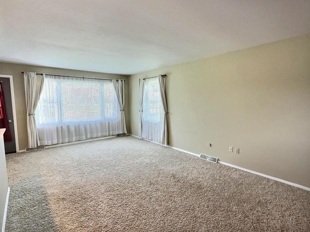 1743 OSHKOSH AVENUE, Oshkosh, WI 54902