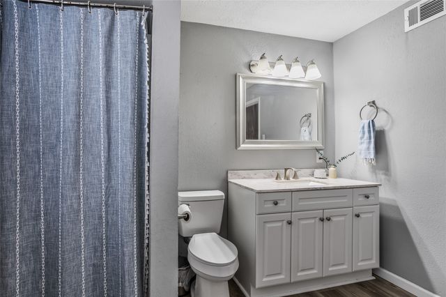 929 Paradise Cove Road, Pottsboro, TX 75076