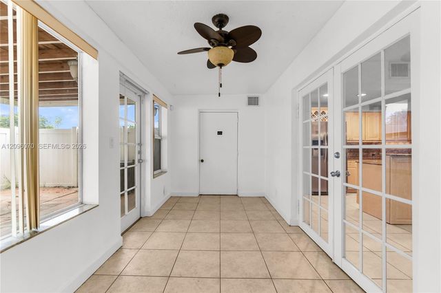 1455 NW 80th Avenue J, Margate, FL 33063