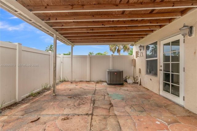 1455 NW 80th Avenue J, Margate, FL 33063