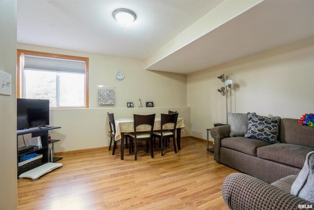 3620 Banar Drive SW E, Cedar Rapids, IA 52404