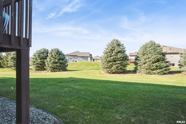 3620 Banar Drive SW E, Cedar Rapids, IA 52404