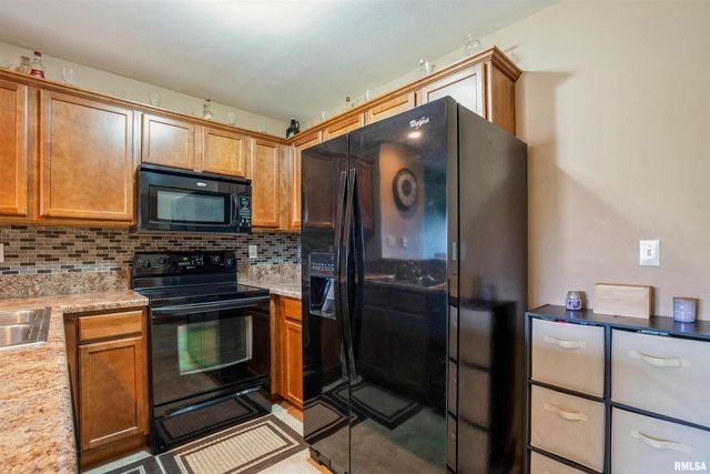 3620 Banar Drive SW E, Cedar Rapids, IA 52404