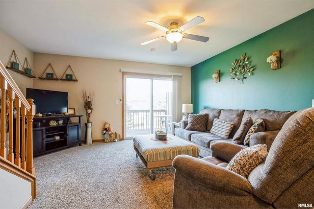 3620 Banar Drive SW E, Cedar Rapids, IA 52404