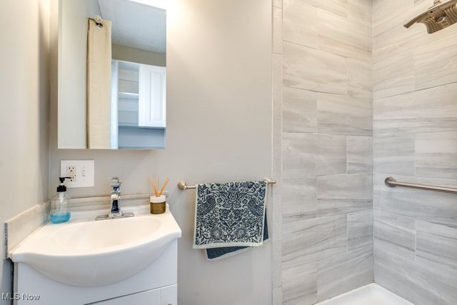 3301 Cormany Road, Akron, OH 44319