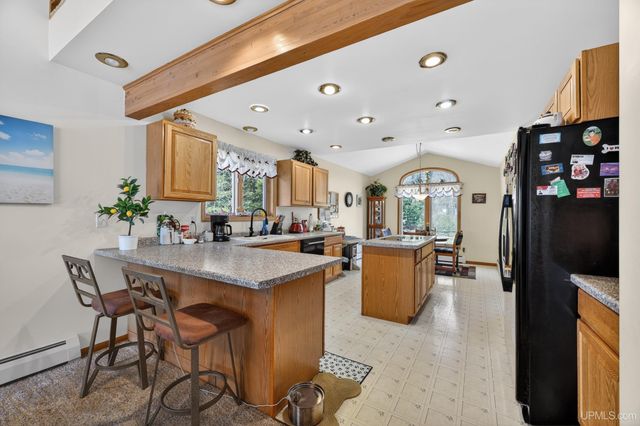 6139 Sand Point Road, Mohawk, MI 49950