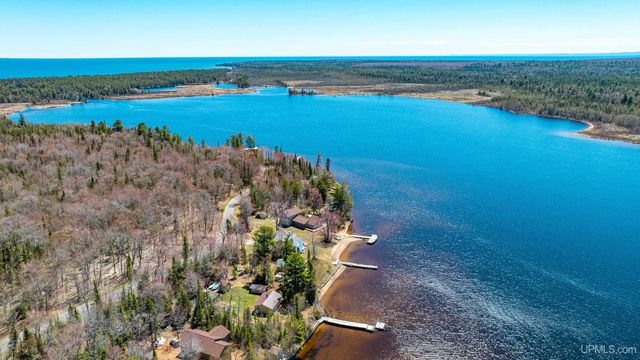 6139 Sand Point Road, Mohawk, MI 49950