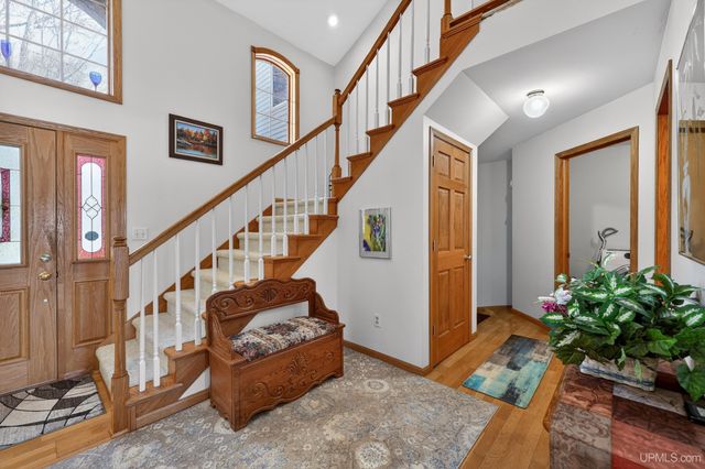 6139 Sand Point Road, Mohawk, MI 49950