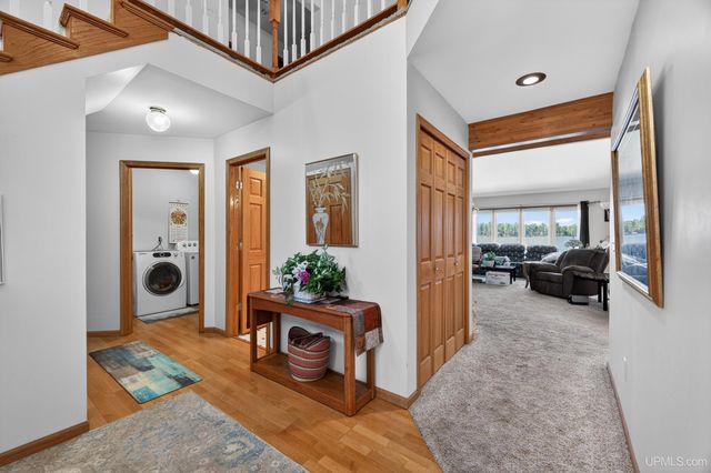 6139 Sand Point Road, Mohawk, MI 49950