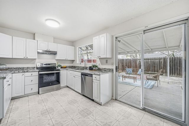 1110 Amaretto Dr, Tracy, CA 95376