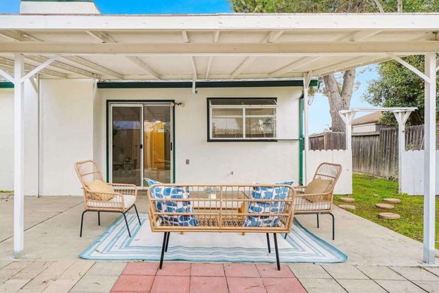 1110 Amaretto Dr, Tracy, CA 95376