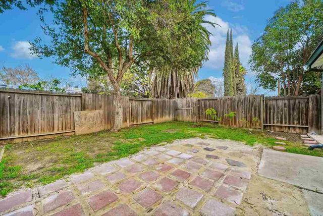 1110 Amaretto Dr, Tracy, CA 95376