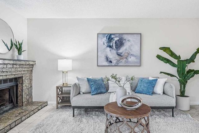 1110 Amaretto Dr, Tracy, CA 95376