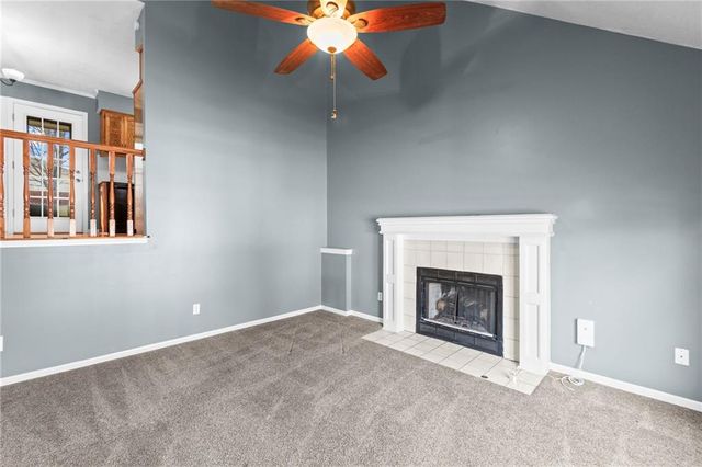 11300 N Donnelly Avenue, Kansas City, MO 64157