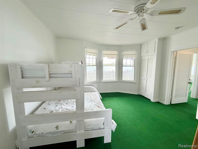 9963 S Channel Dr, Harsens Island, MI 48028