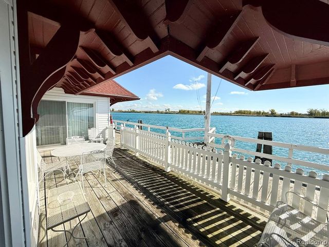 9963 S Channel Dr, Harsens Island, MI 48028