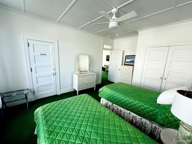 9963 S Channel Dr, Harsens Island, MI 48028