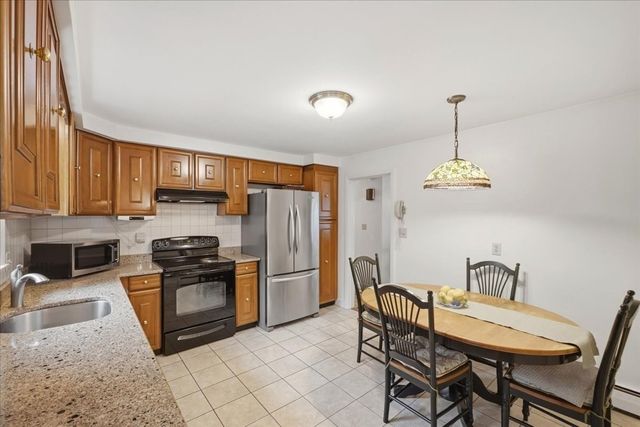 150 Scott Circle, Dedham, MA 02026